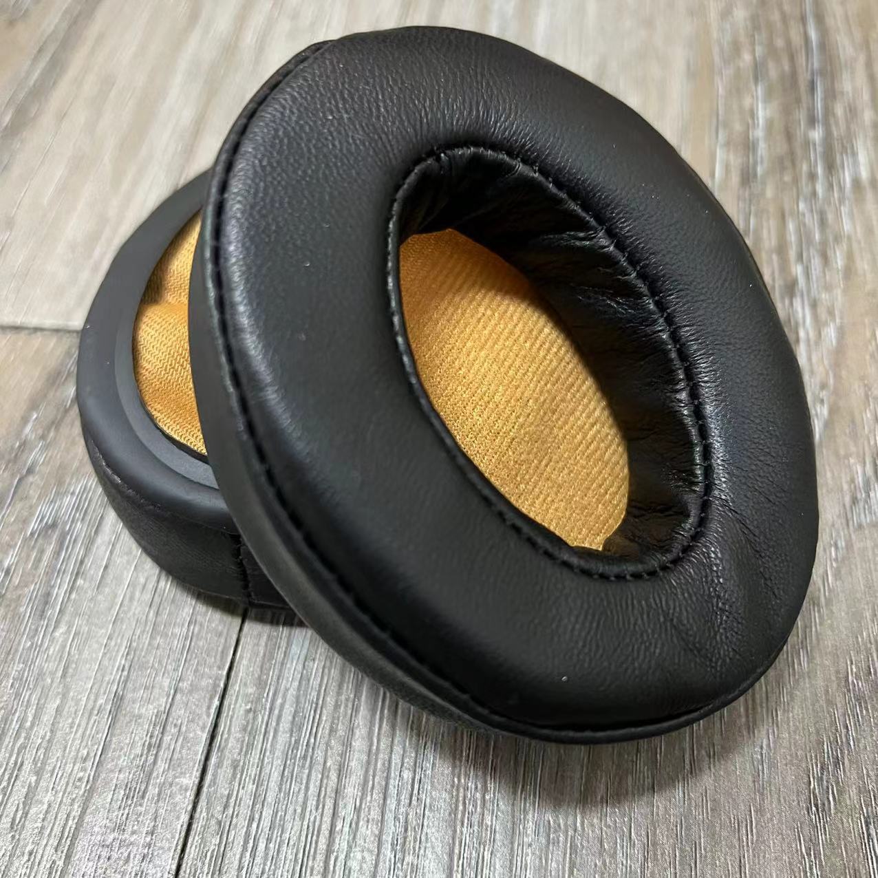 Ohr polster aus echtem Schaffe – Sennheiser Headphone Momentum 4 Bewertung und Preis